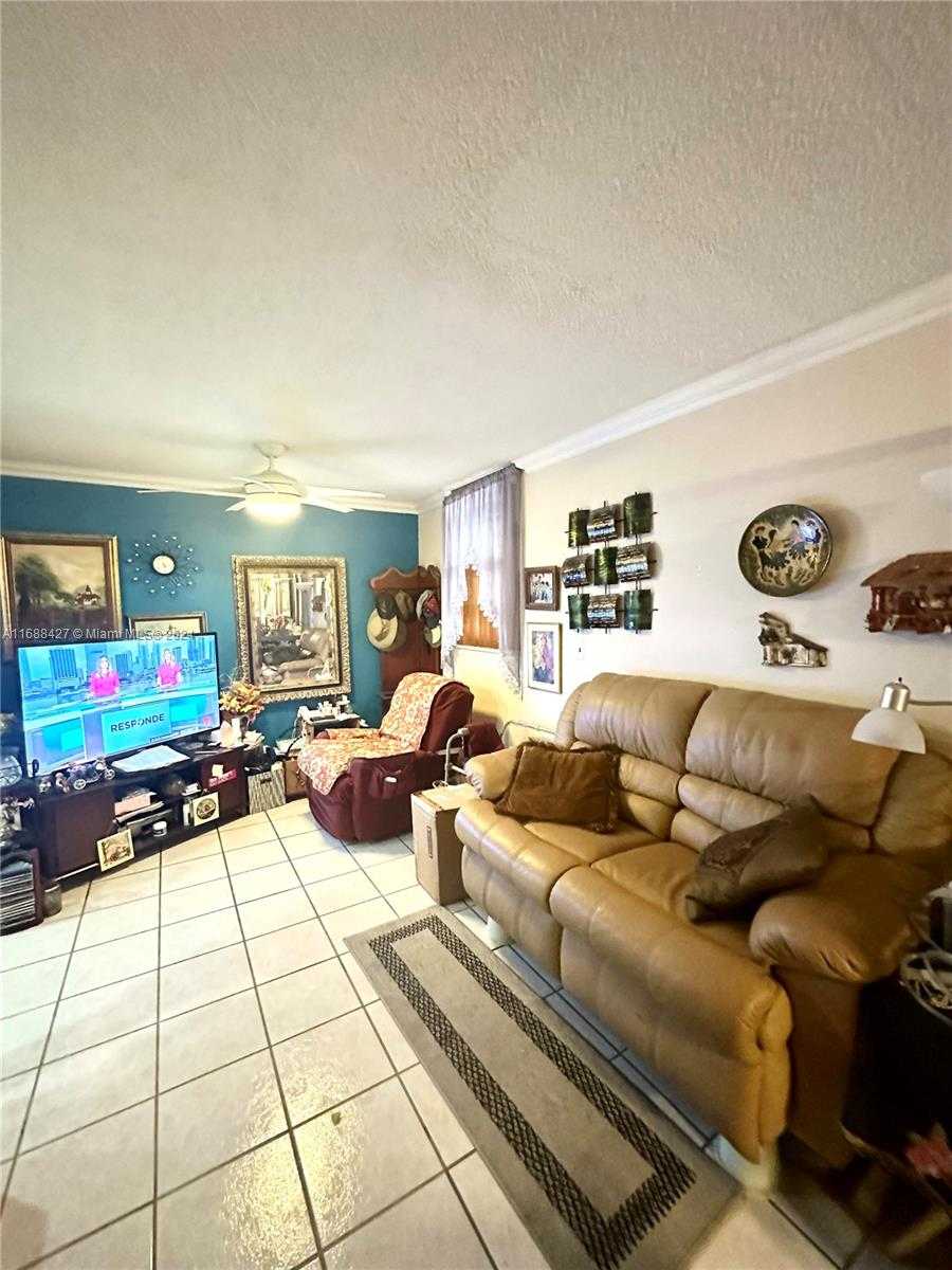 Small Image of 1811 JEFFERSON ST #210, Hollywood Number 8