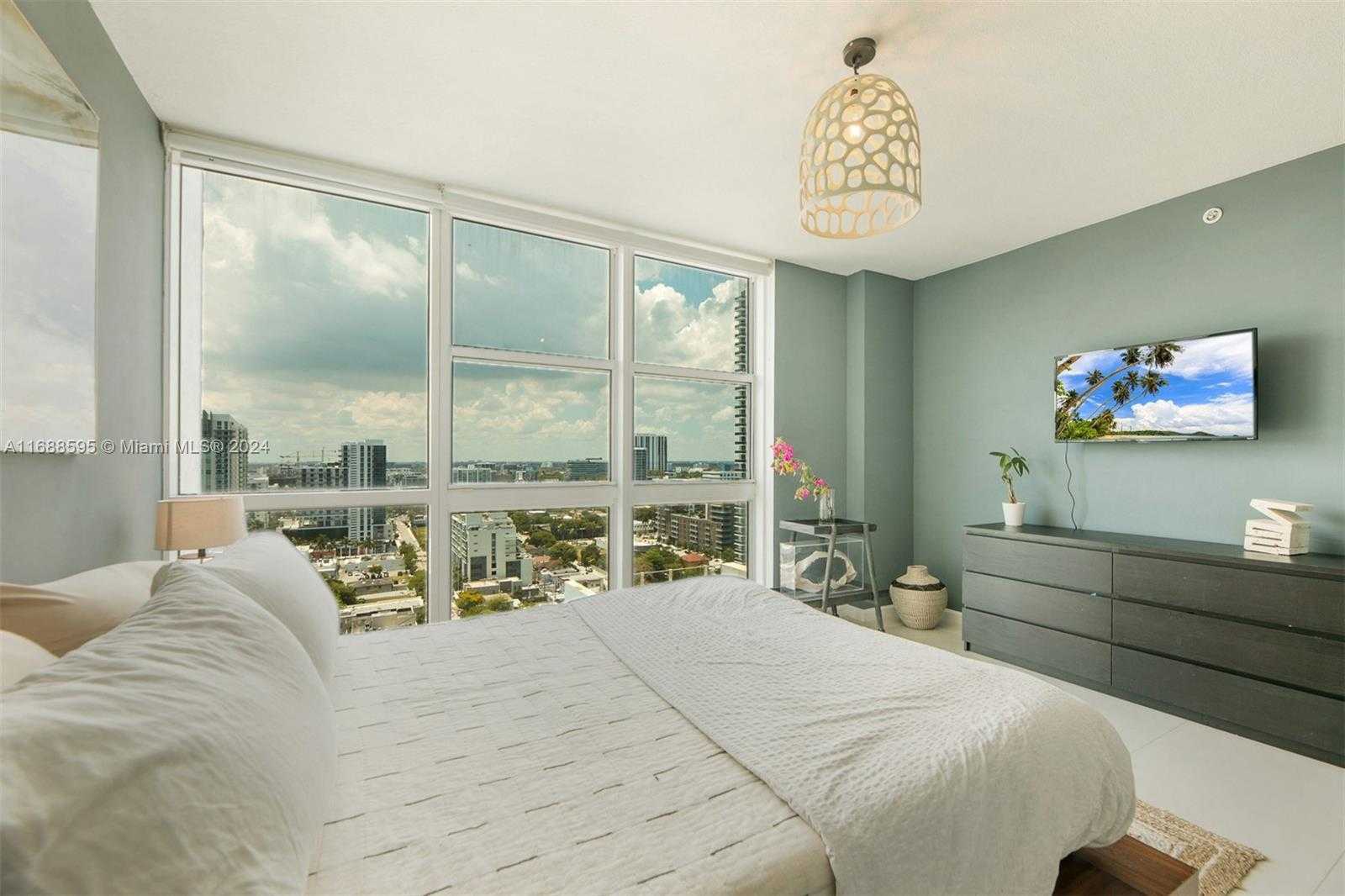 Small Image of 665 NORTH EAST 25TH ST #1805, Miami Number 15