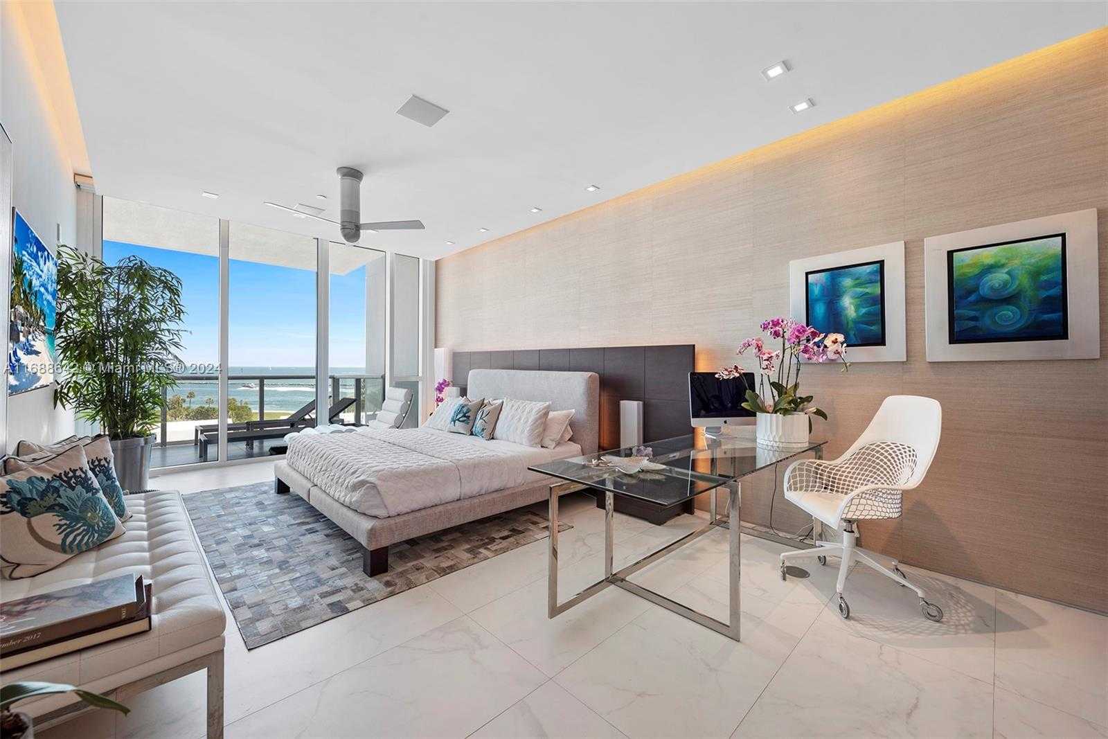 Small Image of 100 SOUTH POINTE DR #706, Miami Beach Number 18