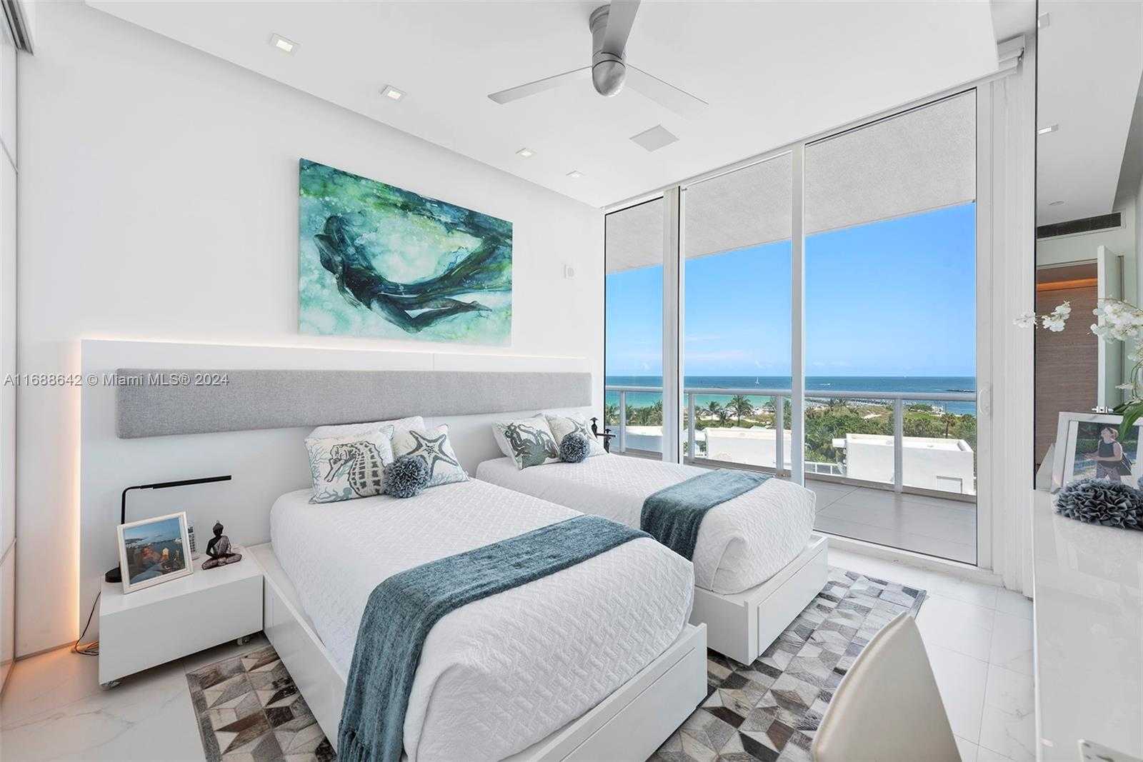 Small Image of 100 SOUTH POINTE DR #706, Miami Beach Number 32