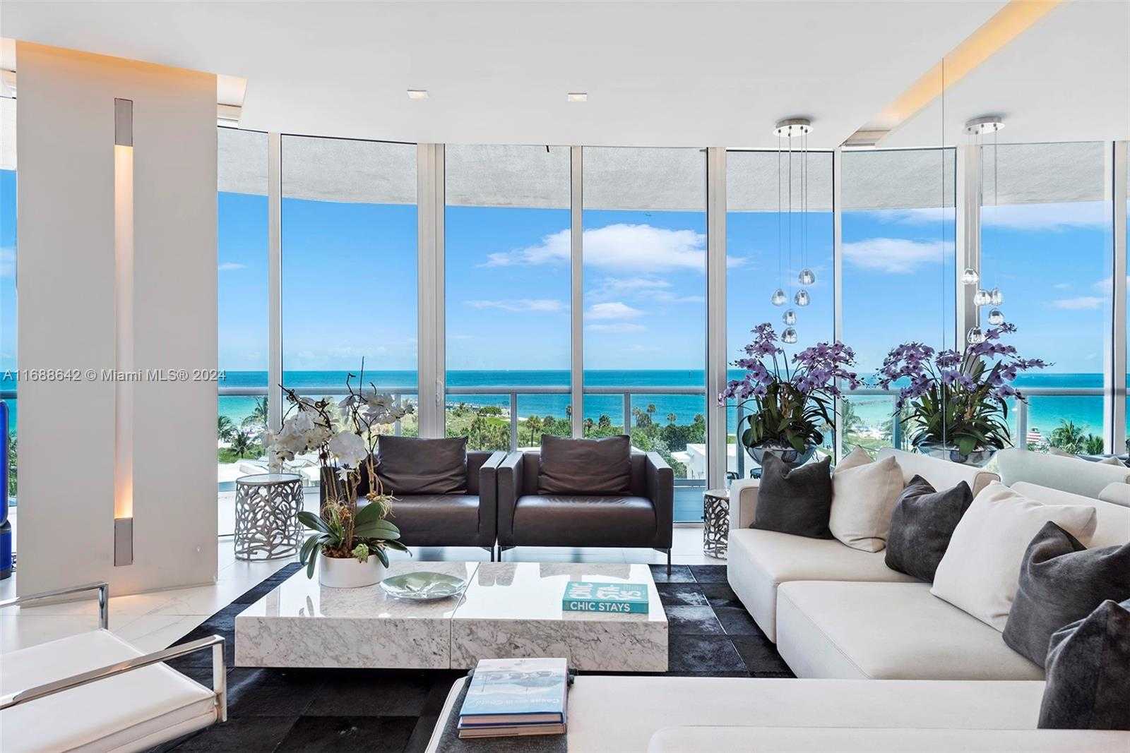 Small Image of 100 SOUTH POINTE DR #706, Miami Beach Number 9