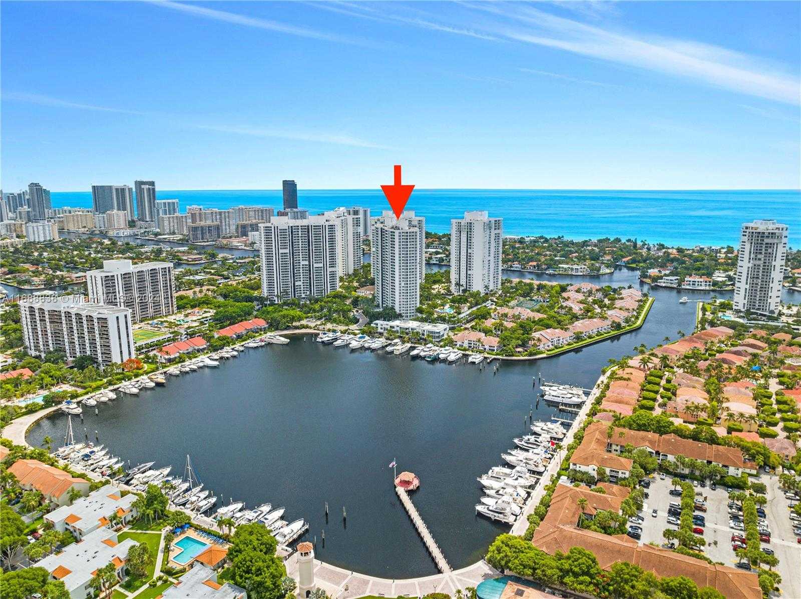 Small Image of 21055 YACHT CLUB DR #802, Aventura Number 29