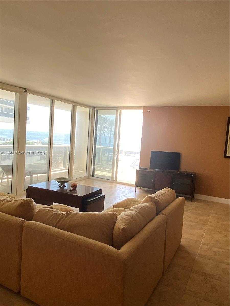 Small Image of 1850 SOUTH OCEAN DR #810, Hallandale Beach Number 20