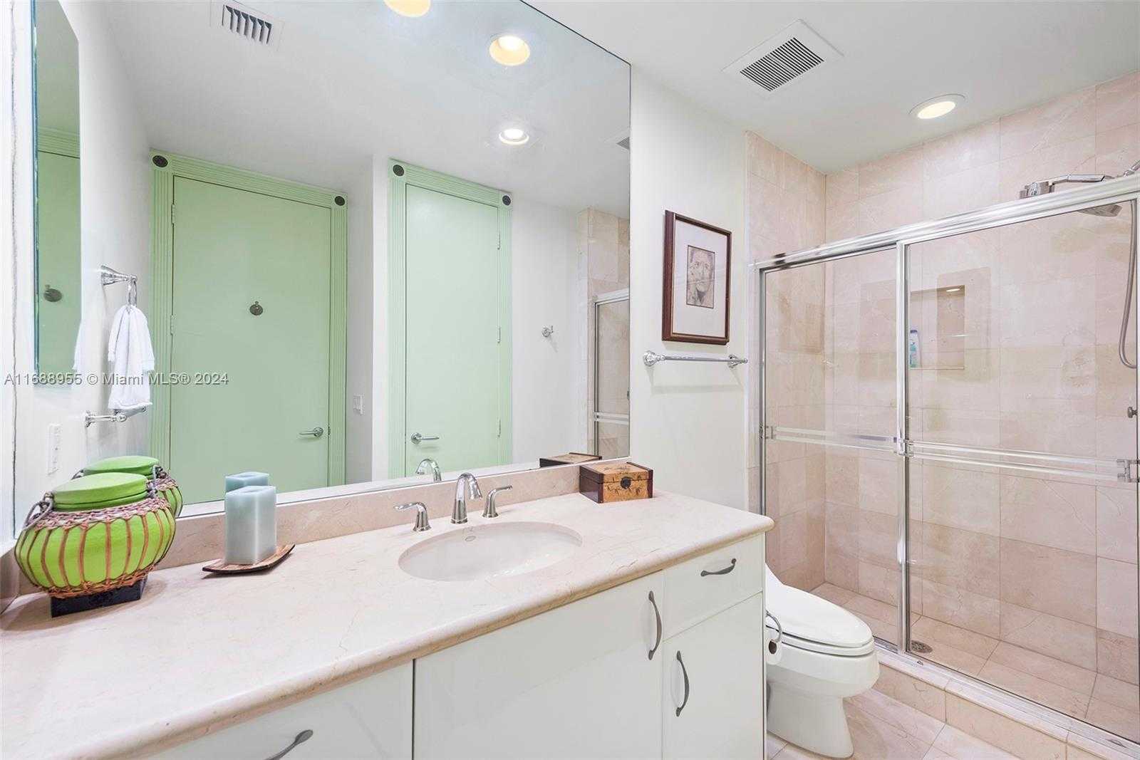 Small Image of 3760 NORTH EAST 199TH TER, Aventura Number 19