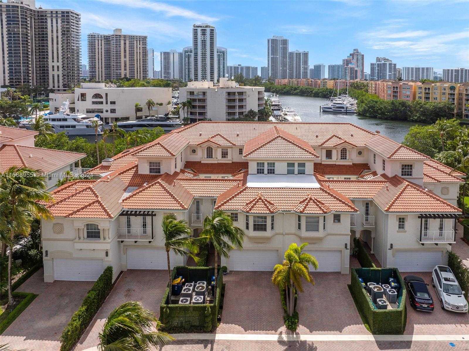 Small Image of 3760 NORTH EAST 199TH TER, Aventura Number 32