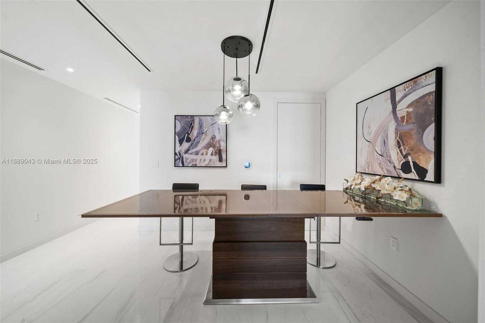 Small Image of 300 BISCAYNE BLVD WAY #3803, Miami Number 10