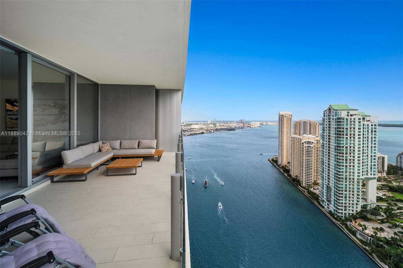 Small Image of 300 BISCAYNE BLVD WAY #3803, Miami Number 15