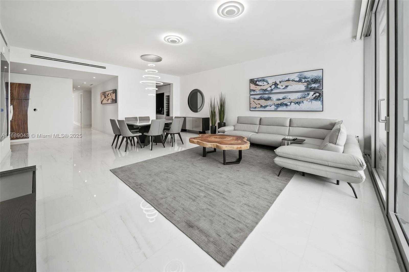 Small Image of 300 BISCAYNE BLVD WAY #3803, Miami Number 18