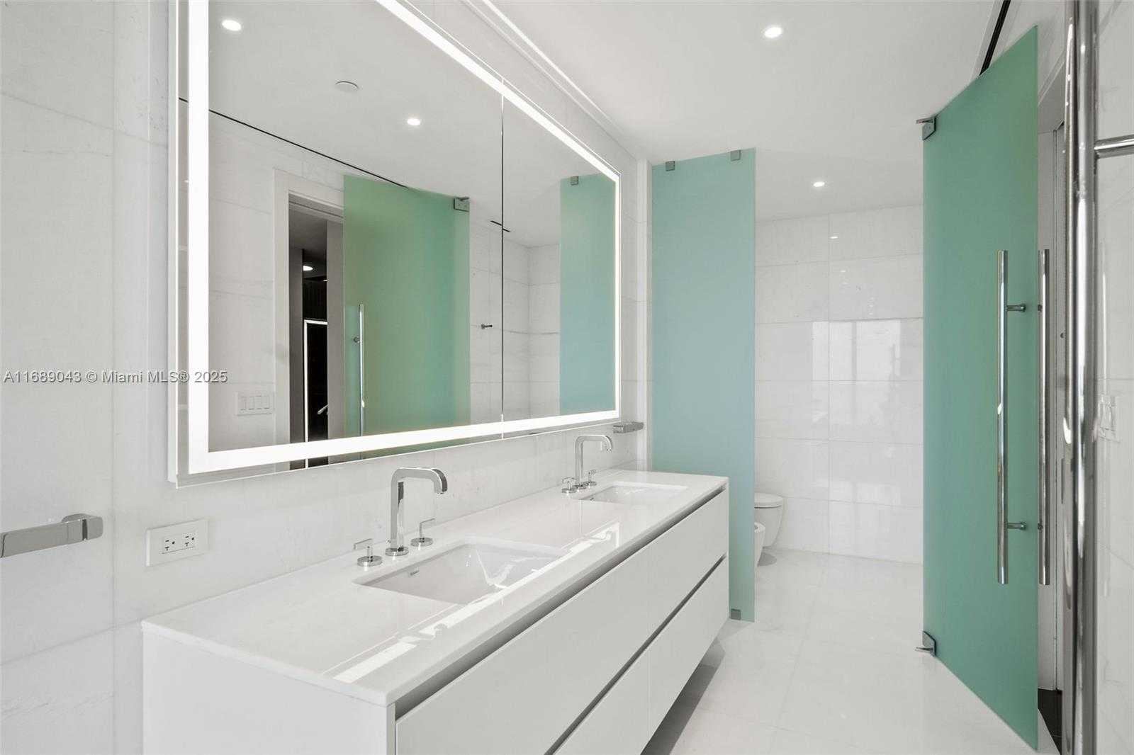 Small Image of 300 BISCAYNE BLVD WAY #3803, Miami Number 29
