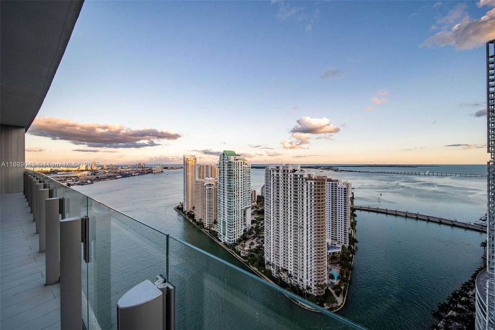 Small Image of 300 BISCAYNE BLVD WAY #3803, Miami Number 48