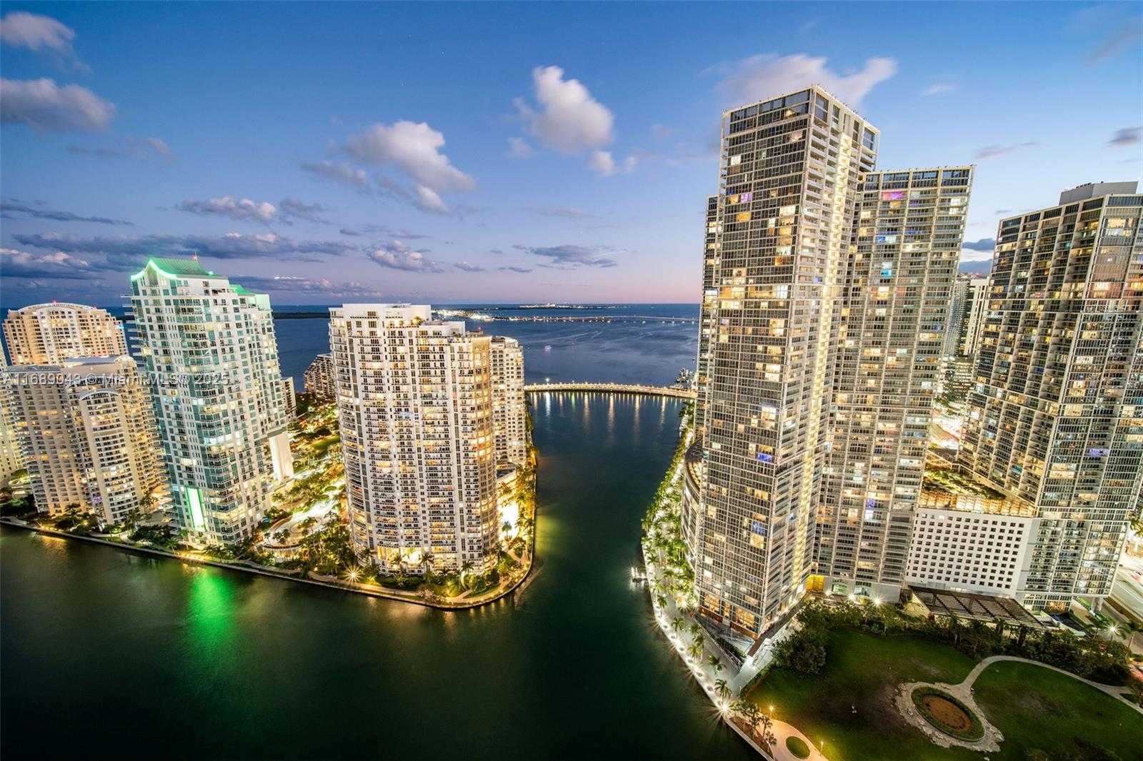 Small Image of 300 BISCAYNE BLVD WAY #3803, Miami Number 50
