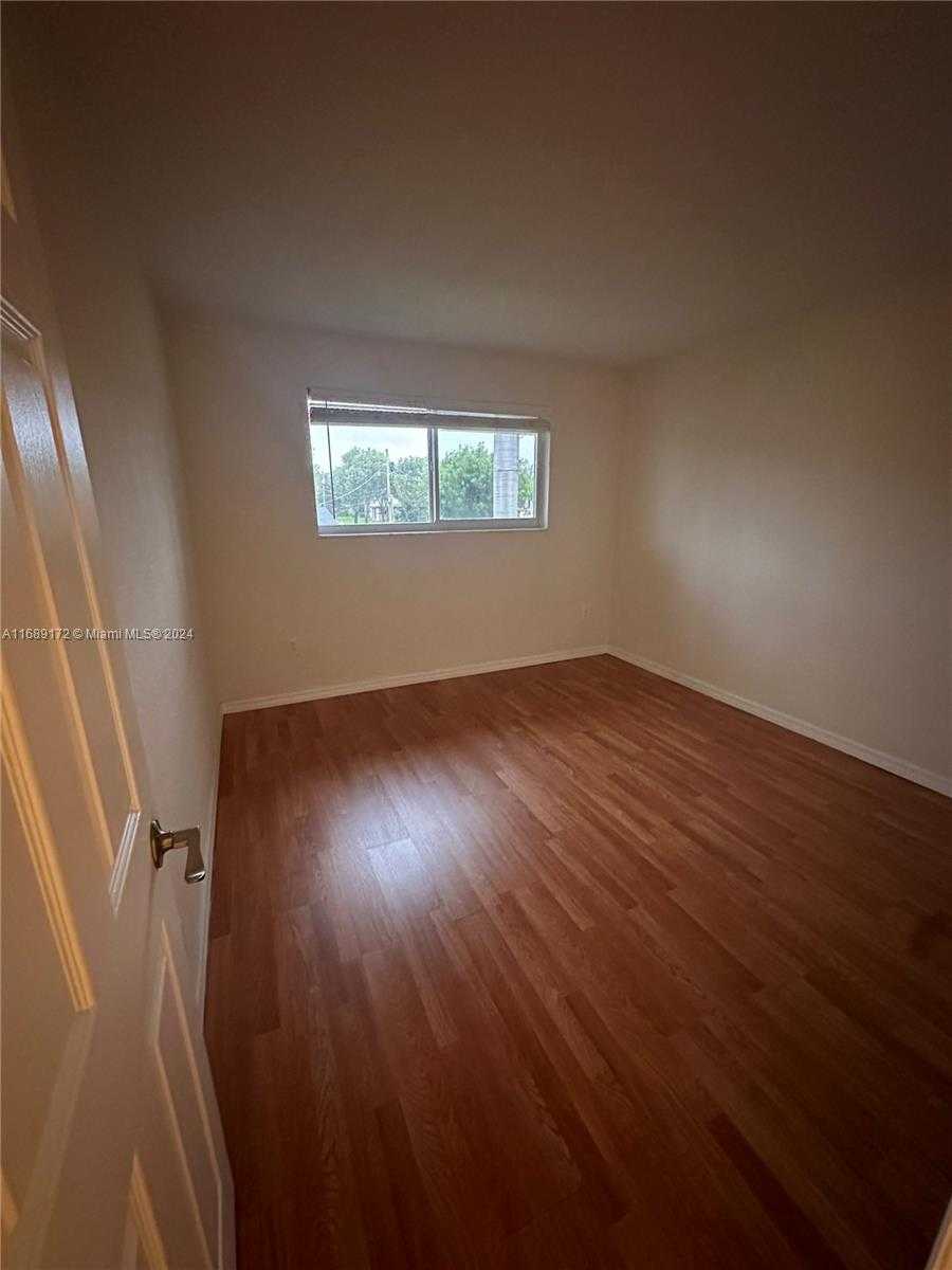 Small Image of 14500 SOUTH WEST 88TH AVE #227, Palmetto Bay Number 12