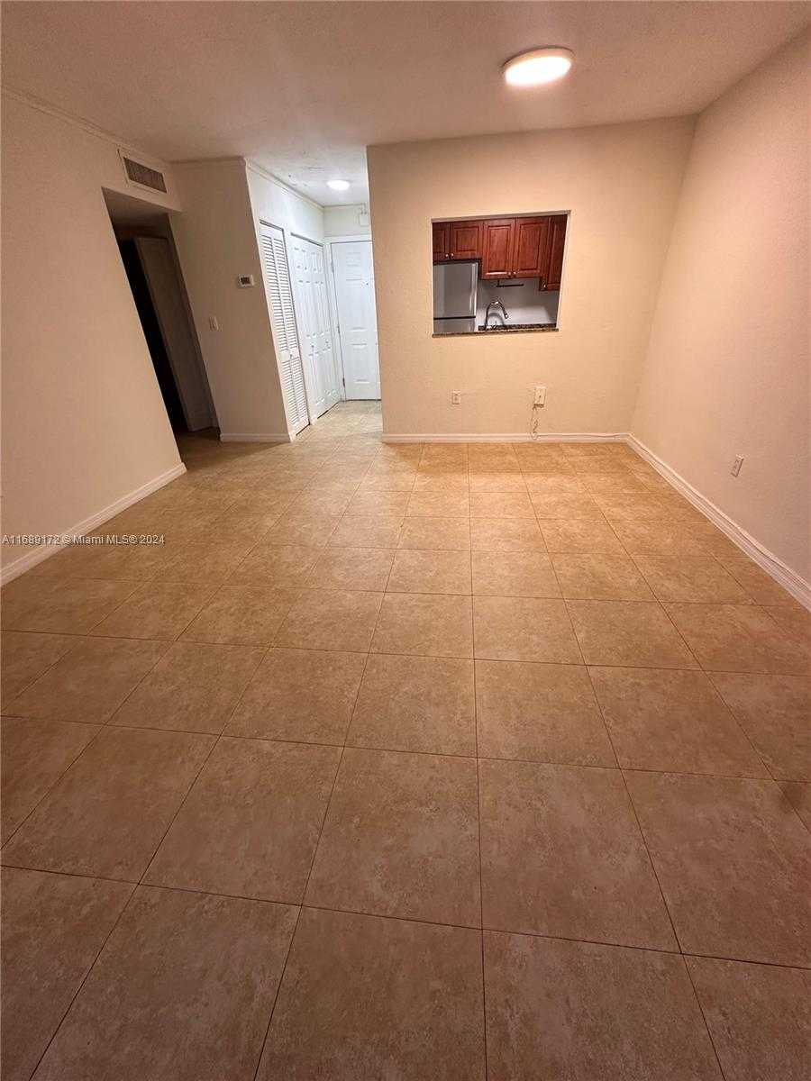 Small Image of 14500 SOUTH WEST 88TH AVE #227, Palmetto Bay Number 2