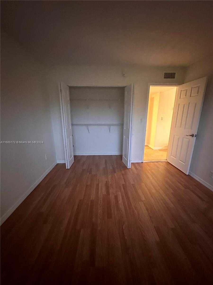 Small Image of 14500 SOUTH WEST 88TH AVE #227, Palmetto Bay Number 8