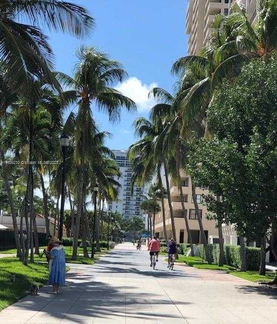 Small Image of 2899 COLLINS AVE #1448, Miami Beach Number 11