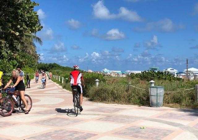 Small Image of 2899 COLLINS AVE #1448, Miami Beach Number 12