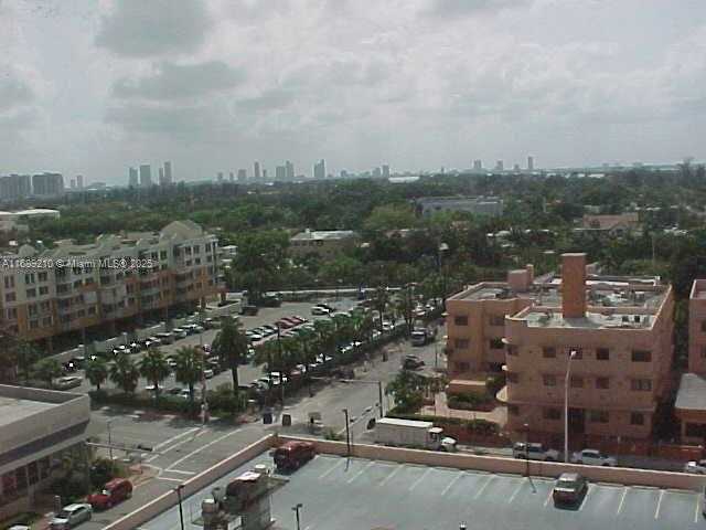 Small Image of 2899 COLLINS AVE #1448, Miami Beach Number 3