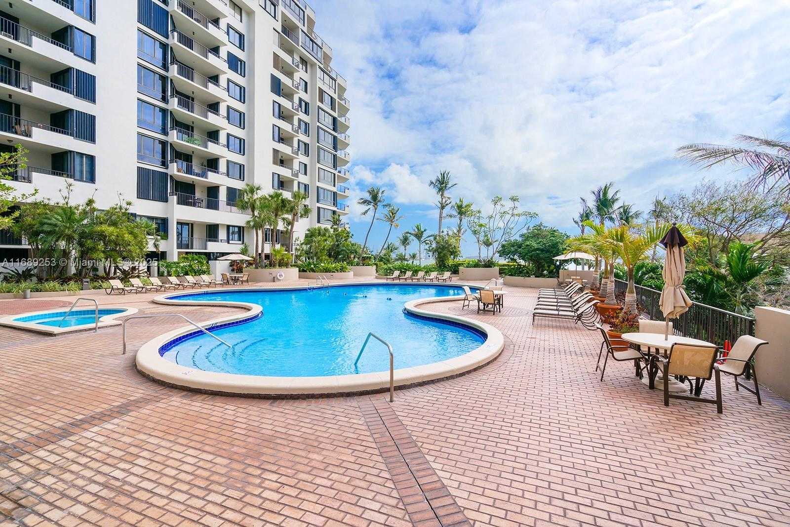 Small Image of 520 BRICKELL KEY DR #A802, Miami Number 13