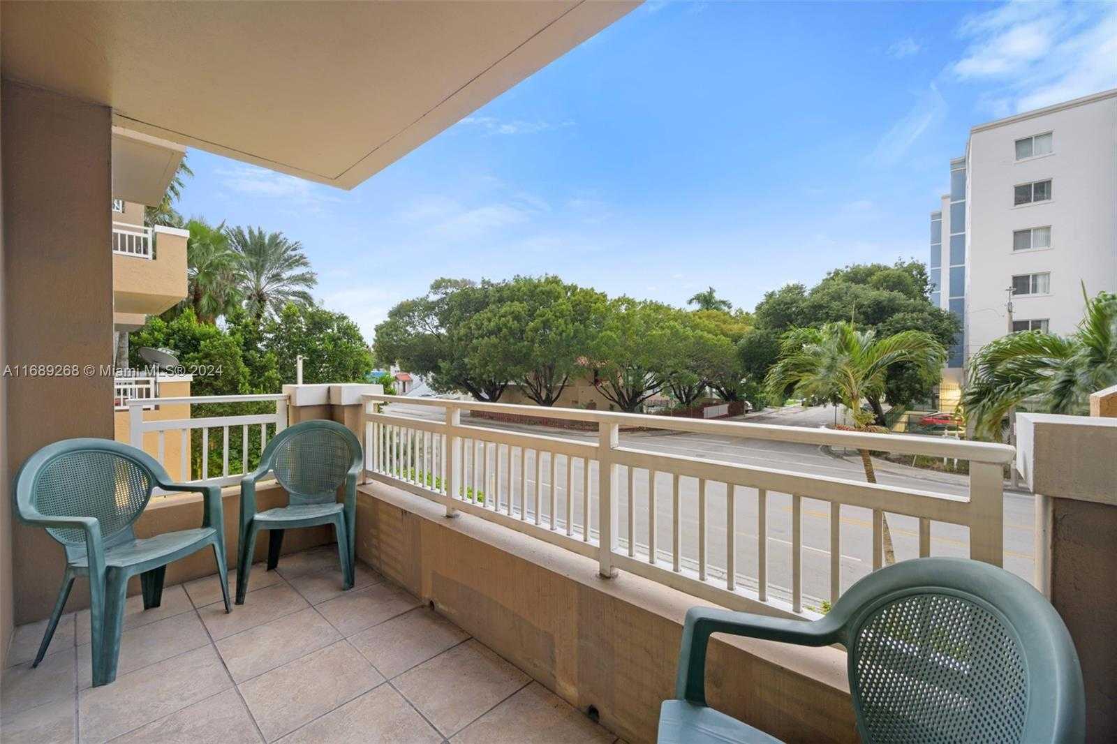 Small Image of 2665 SOUTH WEST 37TH AVE #202, Miami Number 10