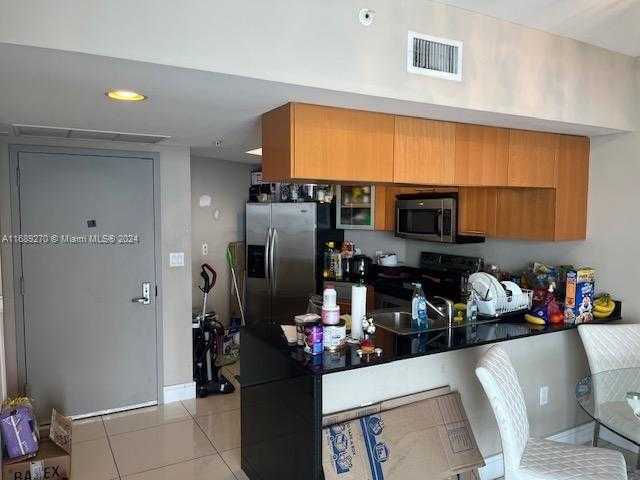 Small Image of 1750 NORTH BAYSHORE DR #5501, Miami Number 16