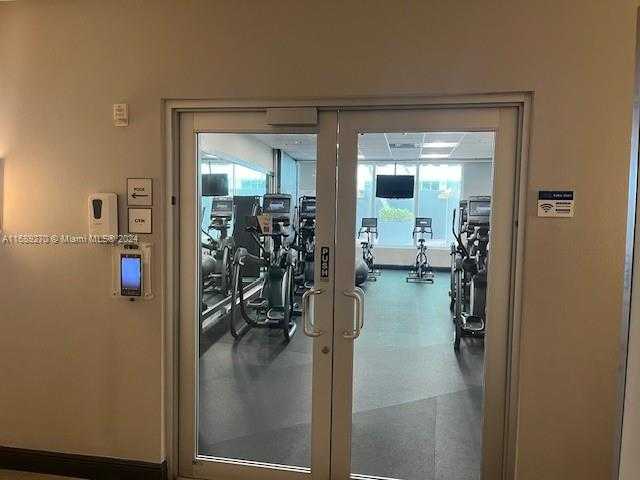 Small Image of 1750 NORTH BAYSHORE DR #5501, Miami Number 29