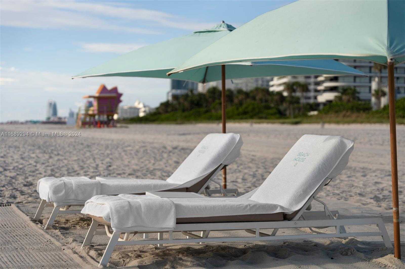 Small Image of 3651 COLLINS AVE #300, Miami Beach Number 28