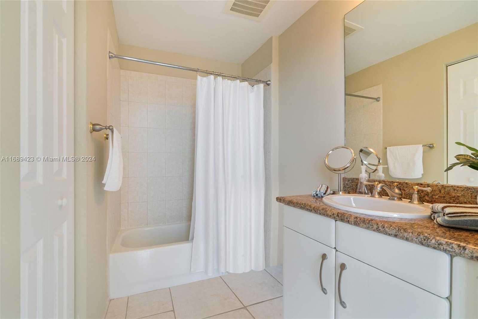 Small Image of 9751 EAST BAY HARBOR DR #8D +Boat Slip, Bay Harbor Islands Number 10