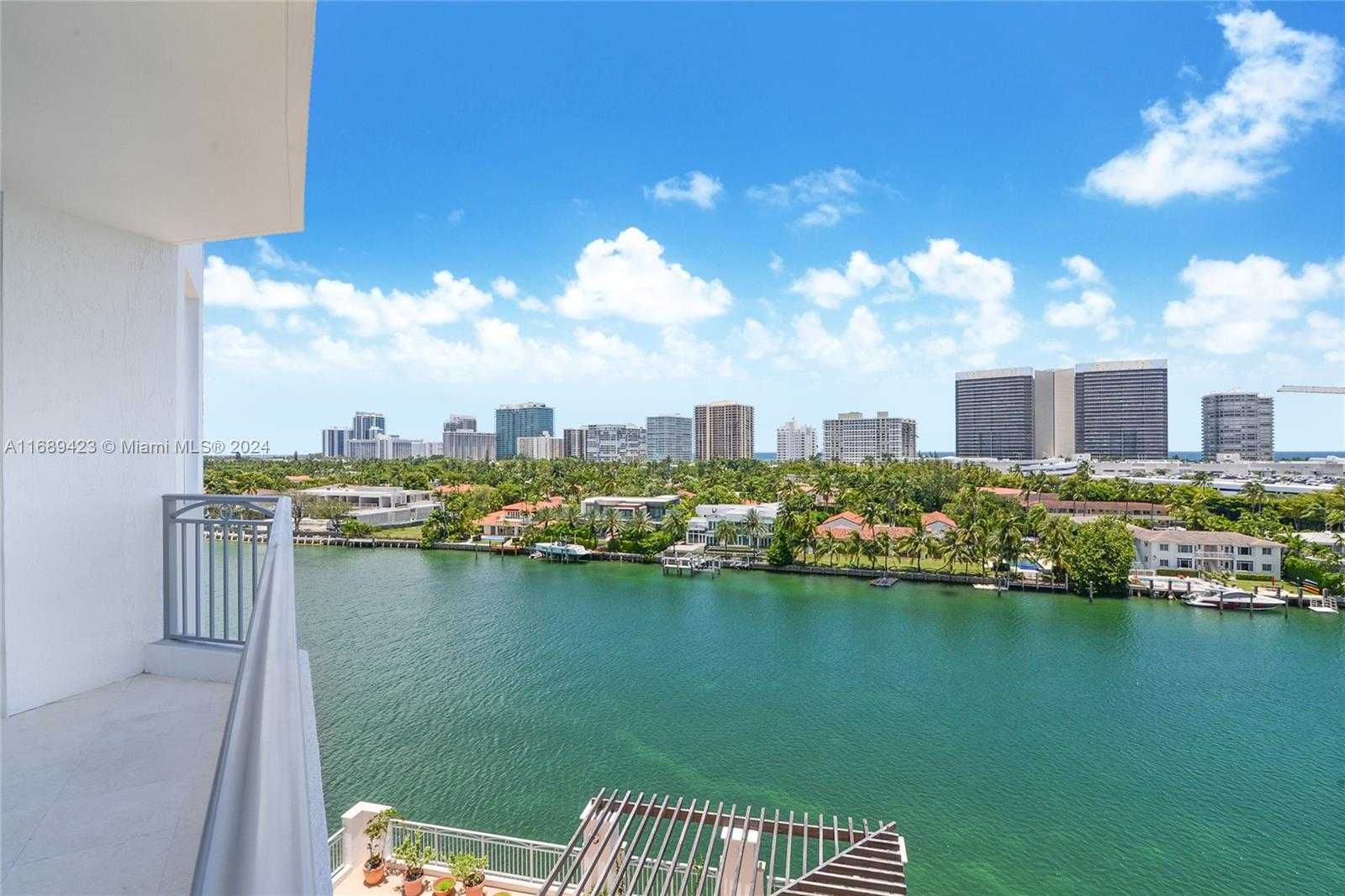 Small Image of 9751 EAST BAY HARBOR DR #8D +Boat Slip, Bay Harbor Islands Number 14