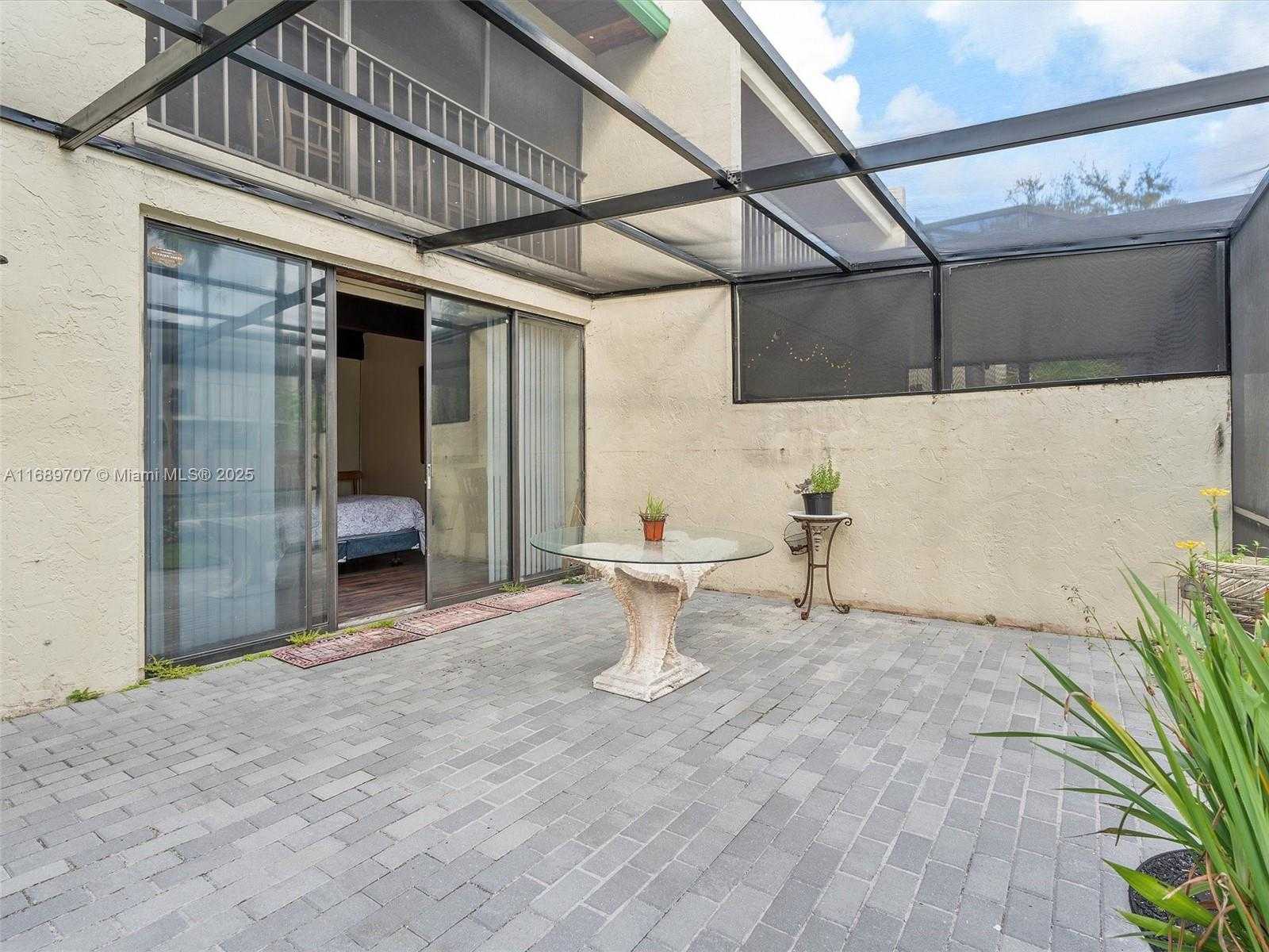 Small Image of 741 EAST COCO PLUM CIR #5, Plantation Number 19