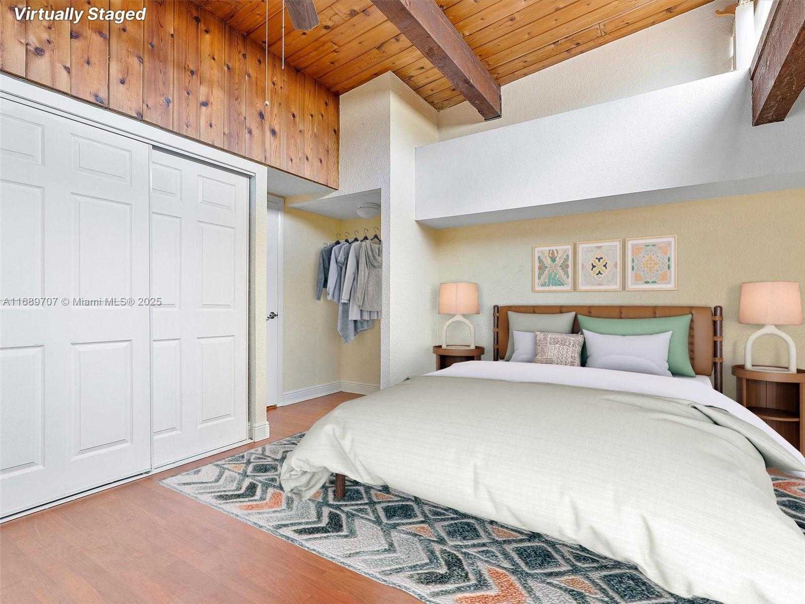 Small Image of 741 EAST COCO PLUM CIR #5, Plantation Number 28