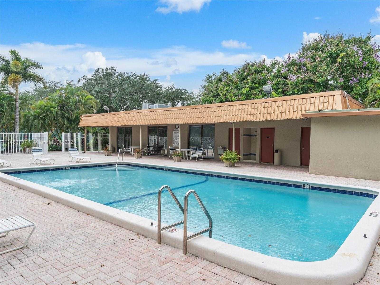 Small Image of 741 EAST COCO PLUM CIR #5, Plantation Number 34
