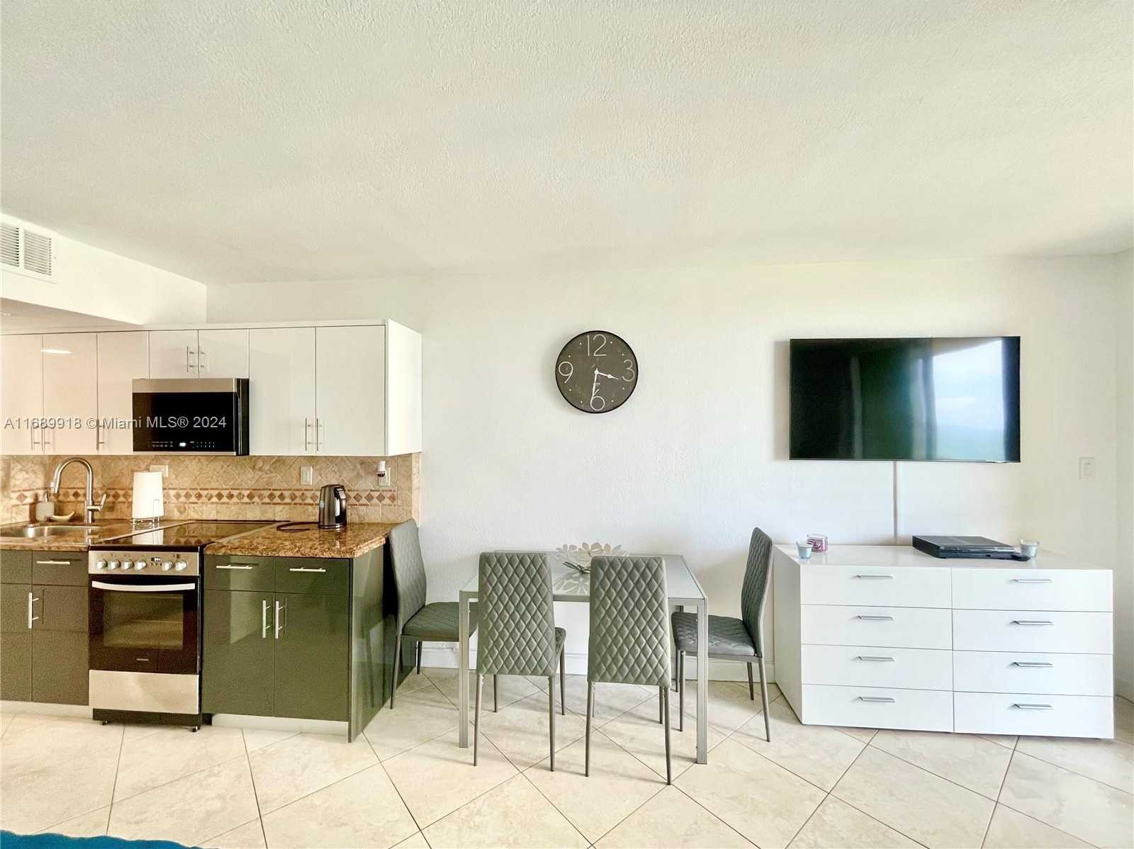 Small Image of 19201 COLLINS AVE #420, Sunny Isles Beach Number 14