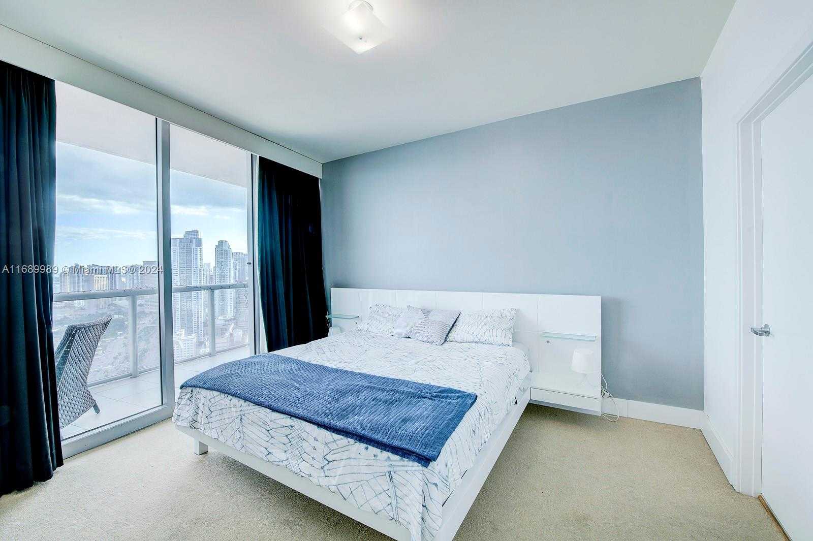 Small Image of 888 BISCAYNE BLVD #4007, Miami Number 9