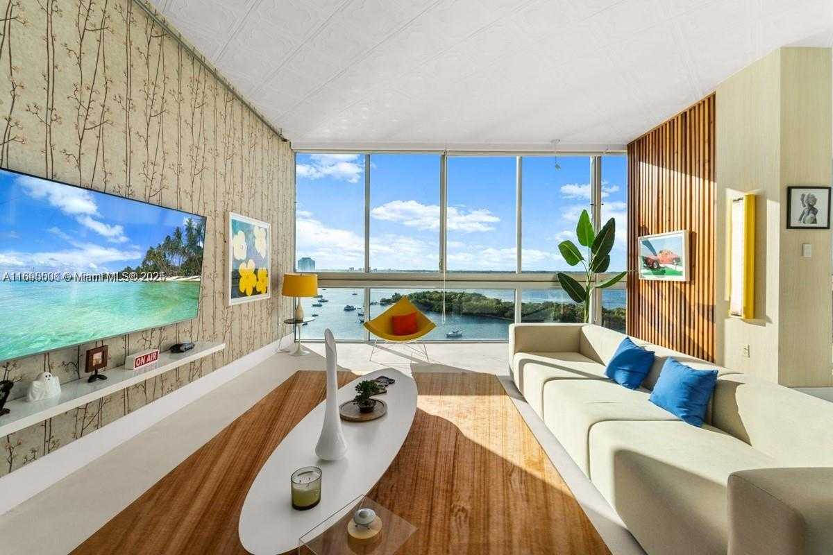 Small Image of 7934 WEST DR #1105, North Bay Village Number 4