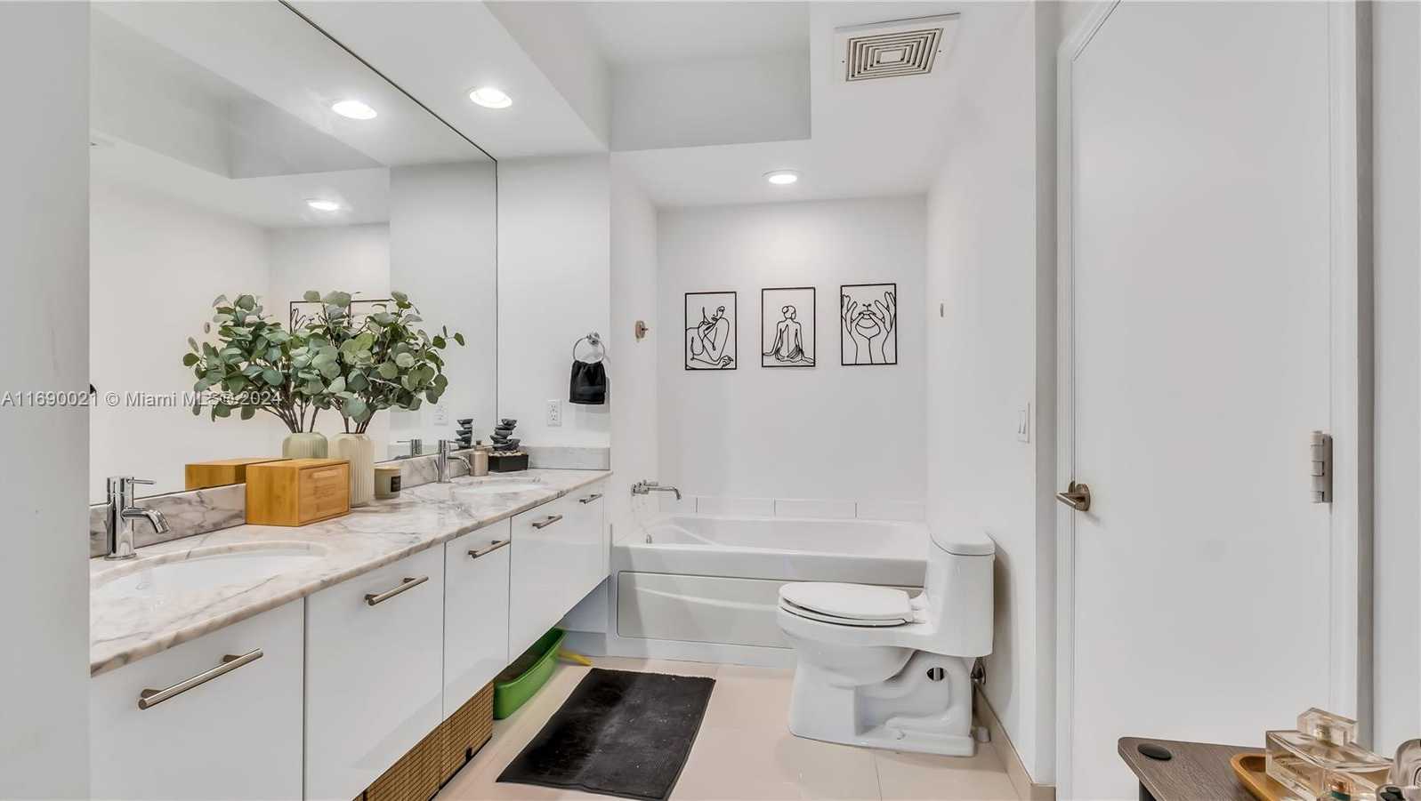 Small Image of 55 SOUTH EAST 6TH ST #2500, Miami Number 20