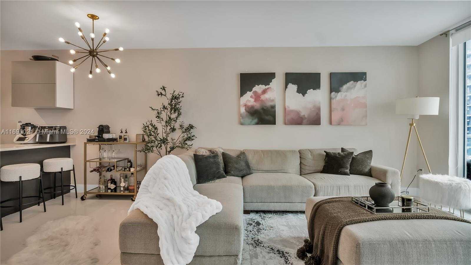 Small Image of 55 SOUTH EAST 6TH ST #2500, Miami Number 4