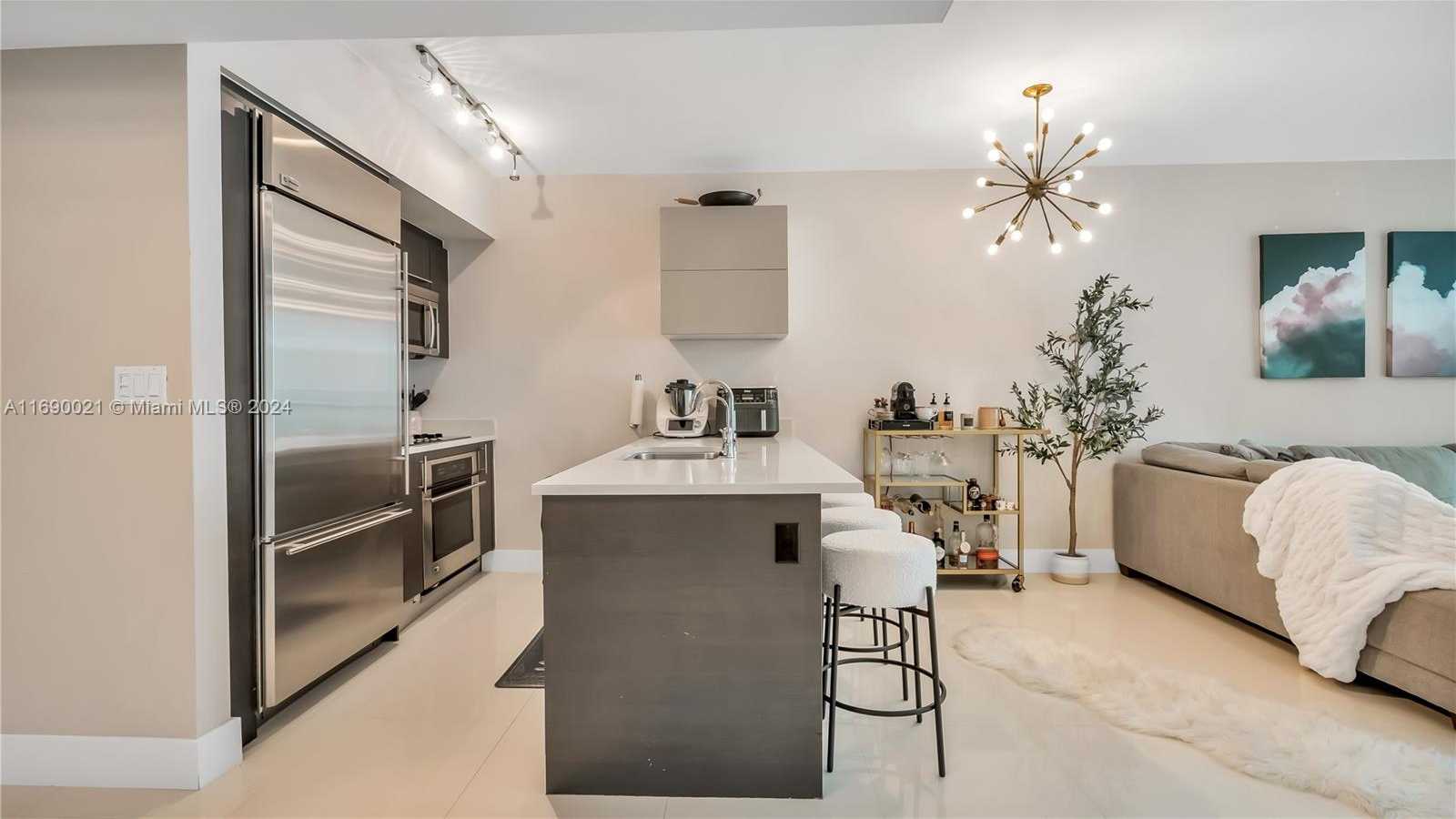 Small Image of 55 SOUTH EAST 6TH ST #2500, Miami Number 6