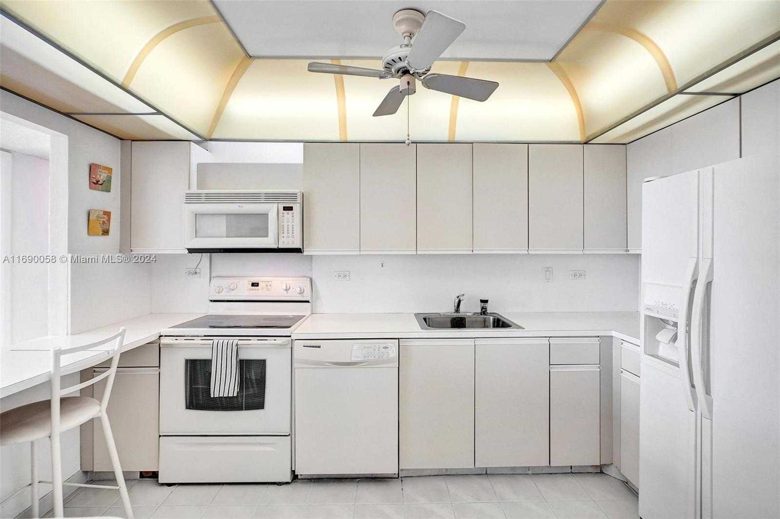 Small Image of 20225 NORTH EAST 34TH CT #2517, Aventura Number 16