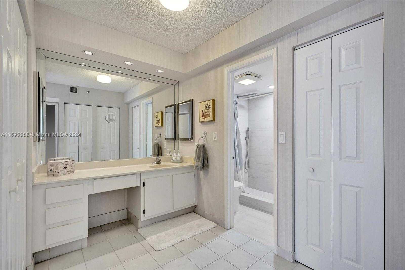 Small Image of 20225 NORTH EAST 34TH CT #2517, Aventura Number 31