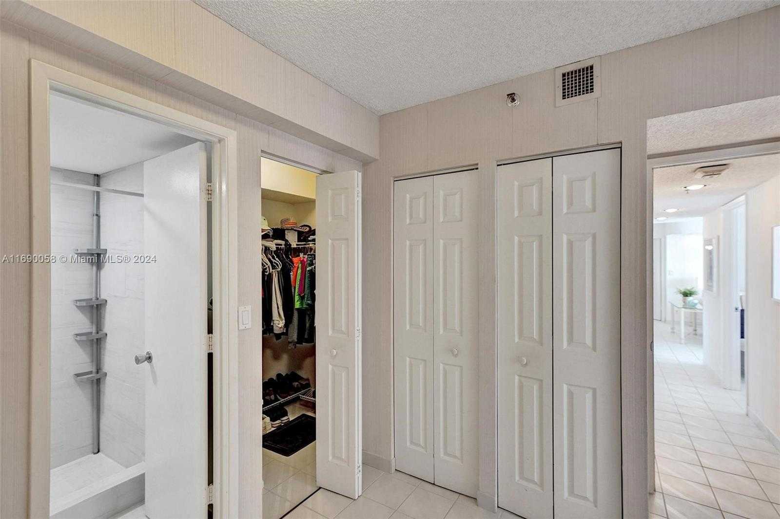 Small Image of 20225 NORTH EAST 34TH CT #2517, Aventura Number 32