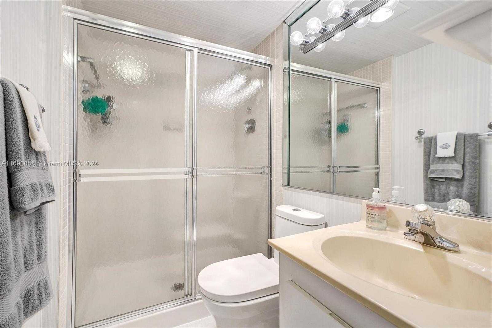 Small Image of 20225 NORTH EAST 34TH CT #2517, Aventura Number 35