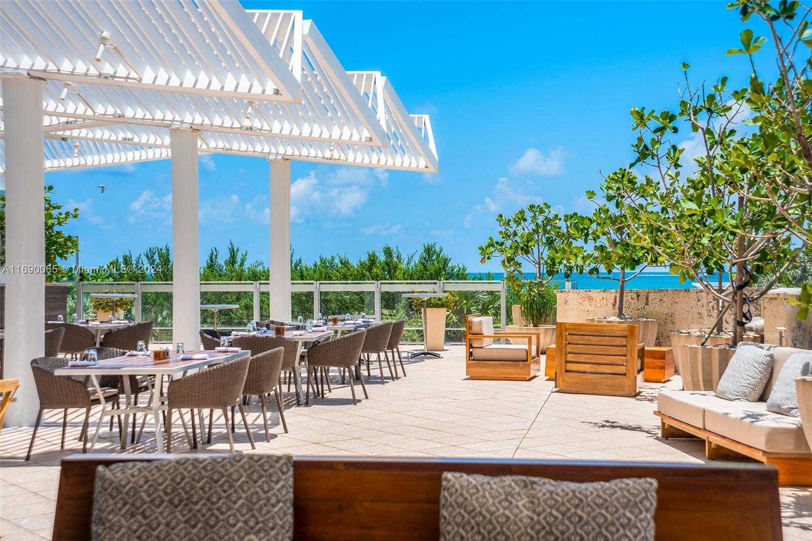 Small Image of 6801 COLLINS AVE #1215, Miami Beach Number 26