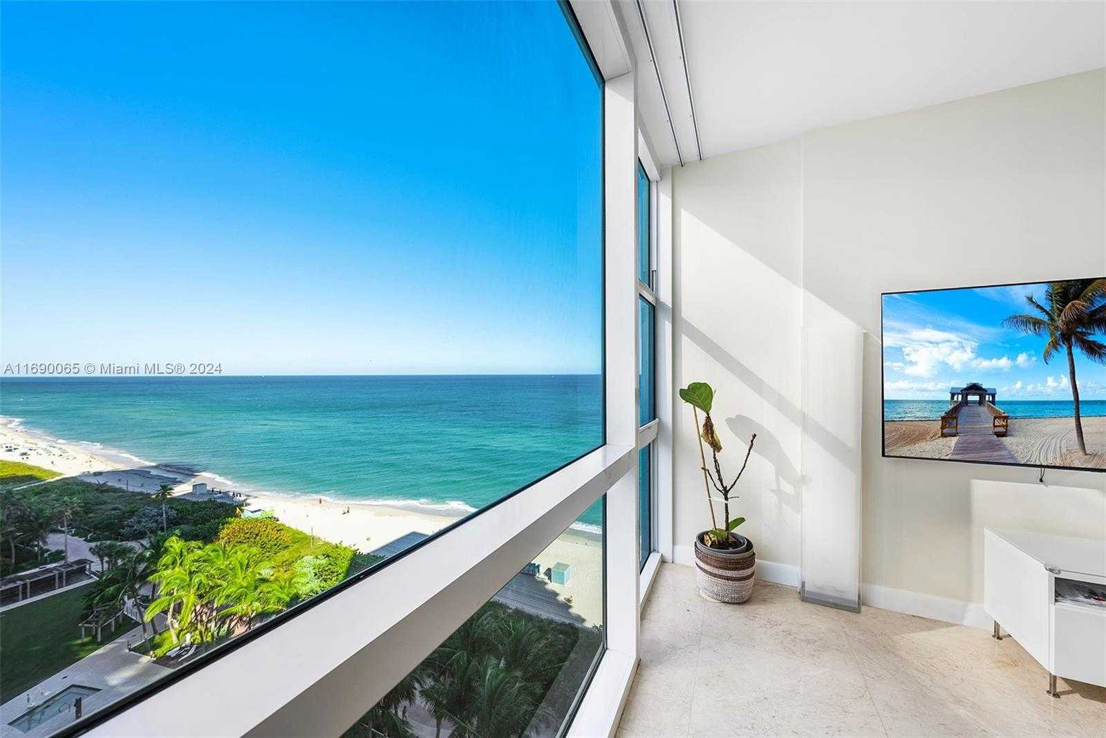 Small Image of 6801 COLLINS AVE #1215, Miami Beach Number 3