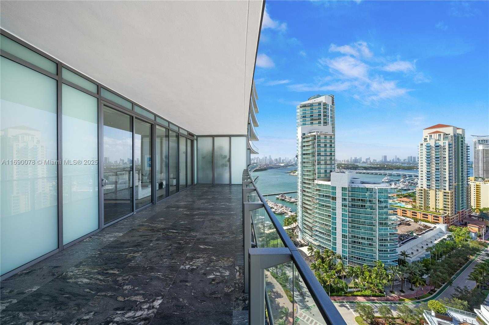 Small Image of 800 SOUTH POINTE DR #2002, Miami Beach Number 12