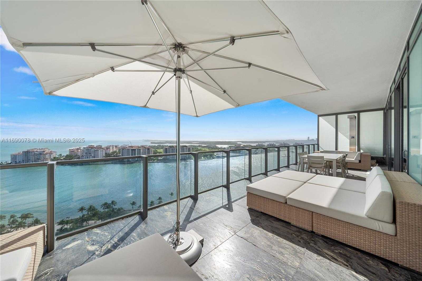 Small Image of 800 SOUTH POINTE DR #2002, Miami Beach Number 42
