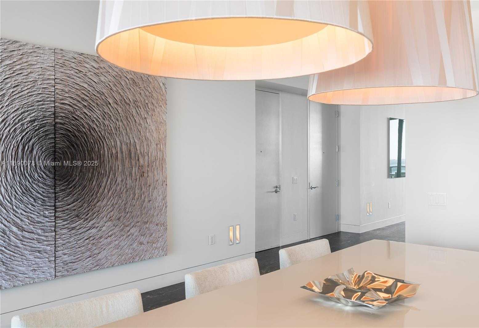 Small Image of 800 SOUTH POINTE DR #2002, Miami Beach Number 47
