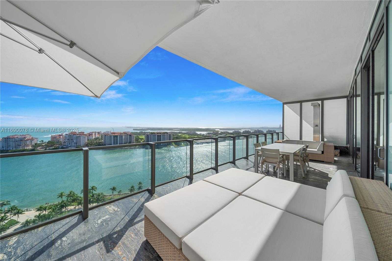 Small Image of 800 SOUTH POINTE DR #2002, Miami Beach Number 5