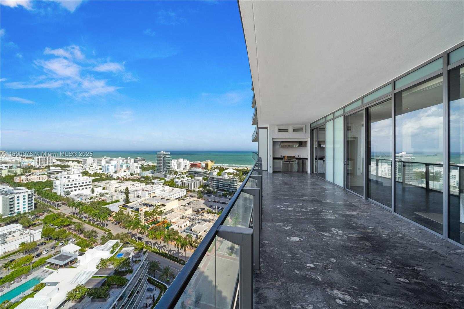 Small Image of 800 SOUTH POINTE DR #2002, Miami Beach Number 51
