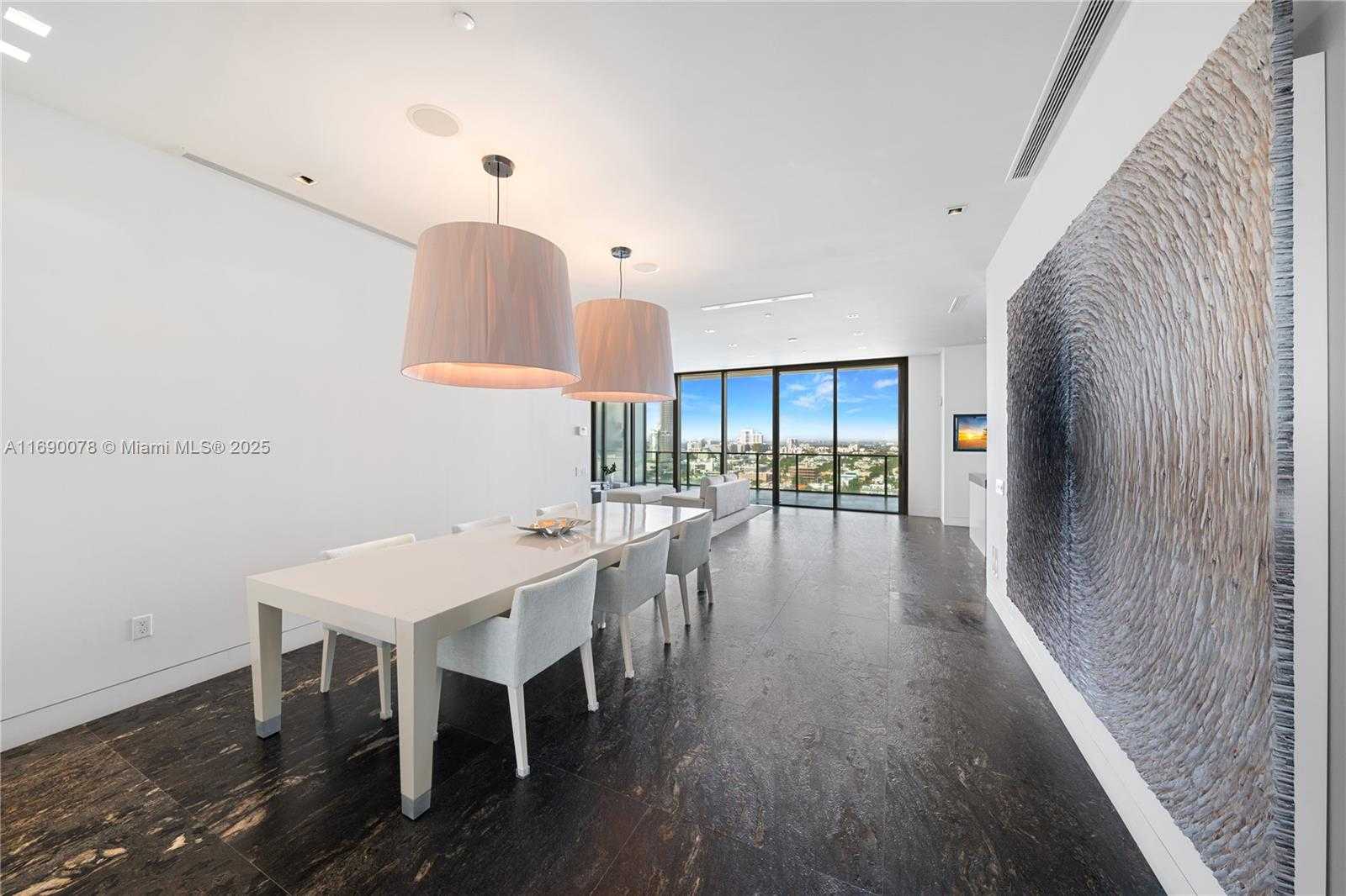 Small Image of 800 SOUTH POINTE DR #2002, Miami Beach Number 7