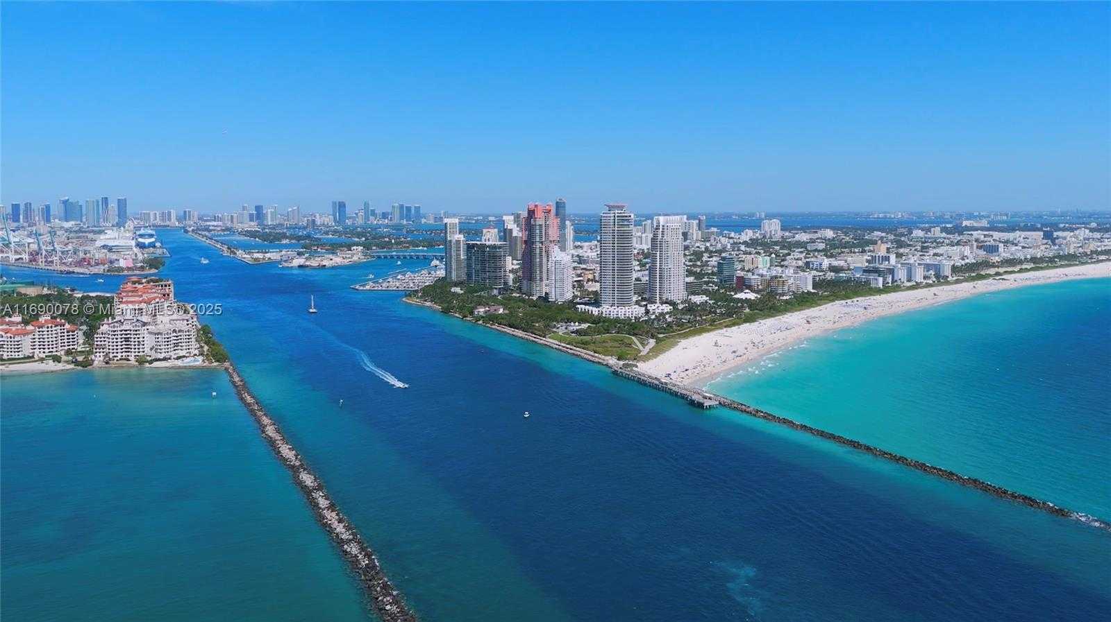 Small Image of 800 SOUTH POINTE DR #2002, Miami Beach Number 70